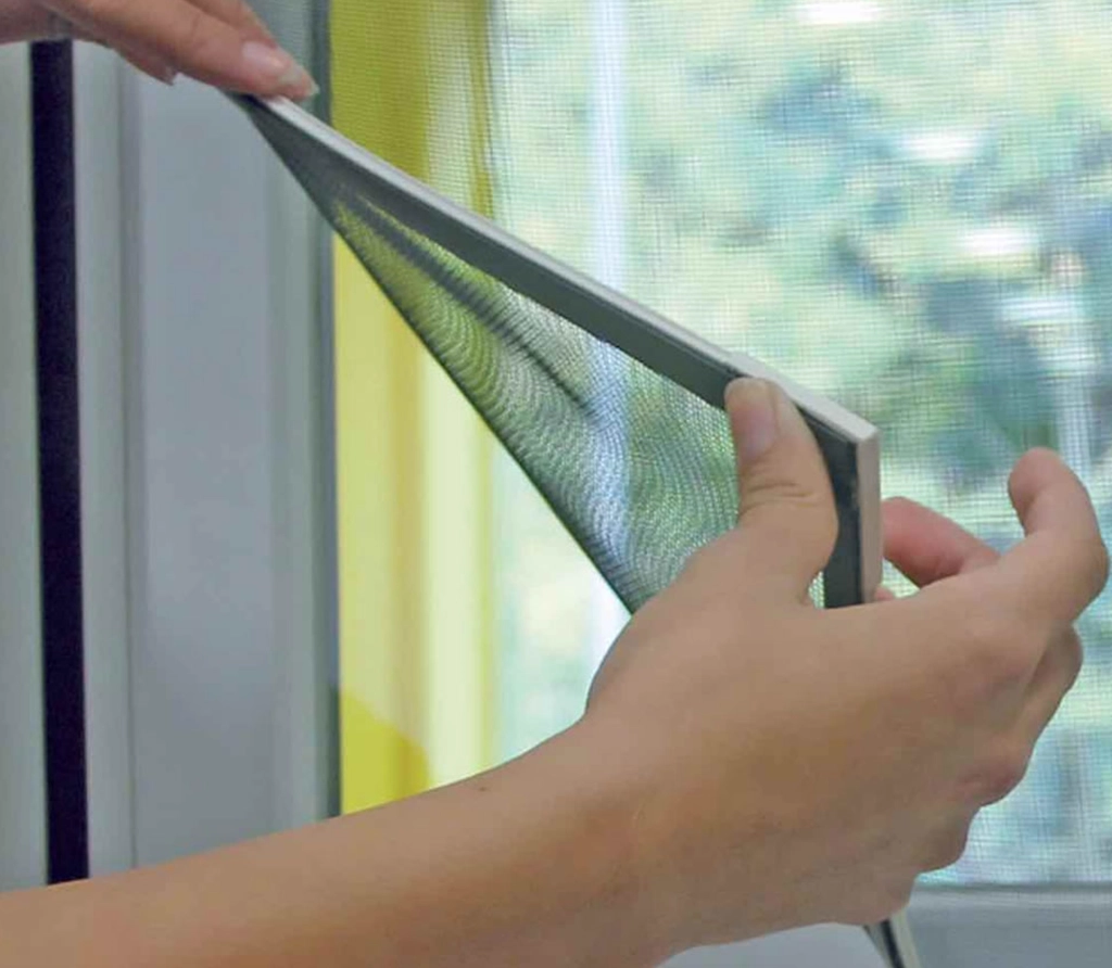 İçe Açılır Sineklik